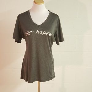 Brooks》XL Run Happy Gray Athletic Shirt